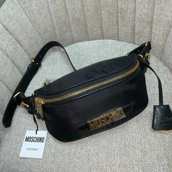 Moschino Nylon Belt Bag🖤 - Picture 1 of 4